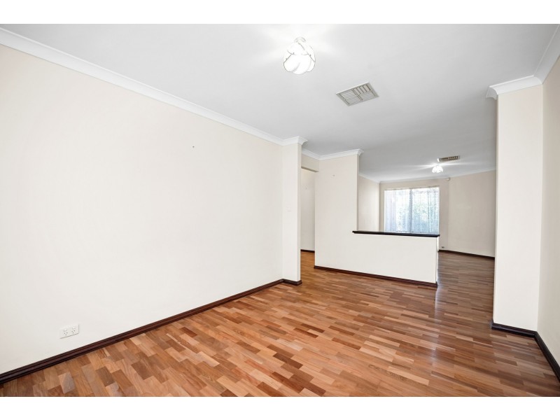 8 Hungerford Close, Canning Vale WA 6155