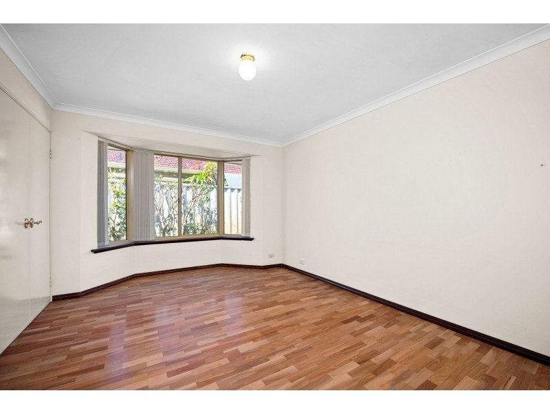 8 Hungerford Close, Canning Vale WA 6155