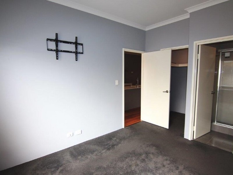 3 Pegus Way, Piara Waters WA 6112