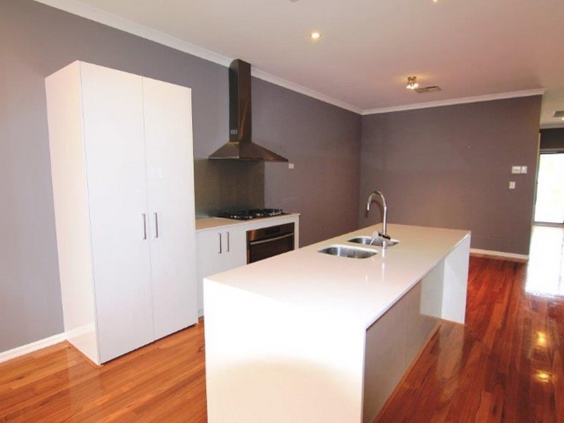 3 Pegus Way, Piara Waters WA 6112