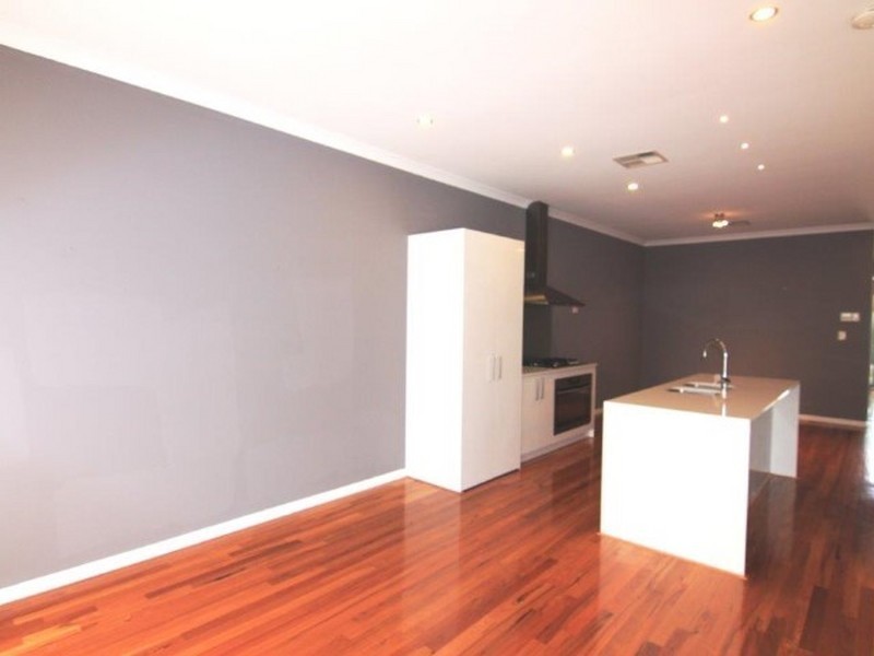 3 Pegus Way, Piara Waters WA 6112