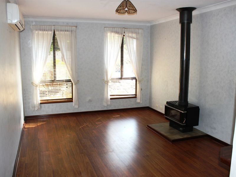 25 Abrolhos Close, Shelley WA 6148