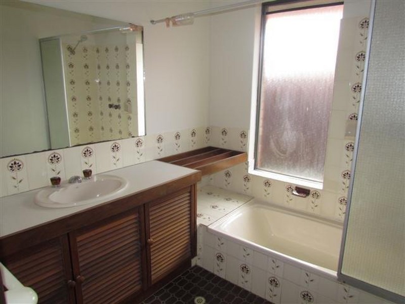 160 Parry Avenue, Bull Creek WA 6149