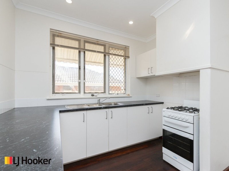 6 Holford Way, Wilson WA 6107