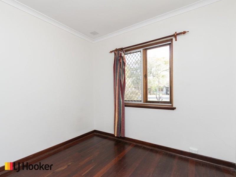 6 Holford Way, Wilson WA 6107