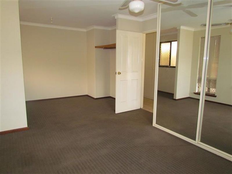 4 Rockett Way, Bull Creek WA 6149