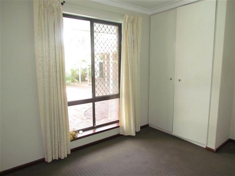 4 Rockett Way, Bull Creek WA 6149