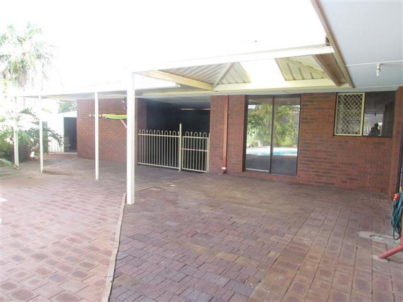 4 Rockett Way, Bull Creek WA 6149