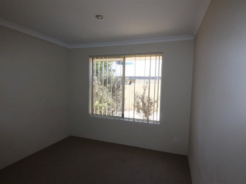 43B Stroughton Road, Westminster WA 6061