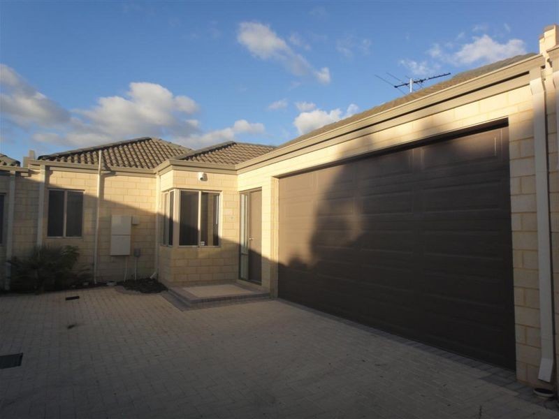 6D Messenger Street, Kelmscott WA 6111