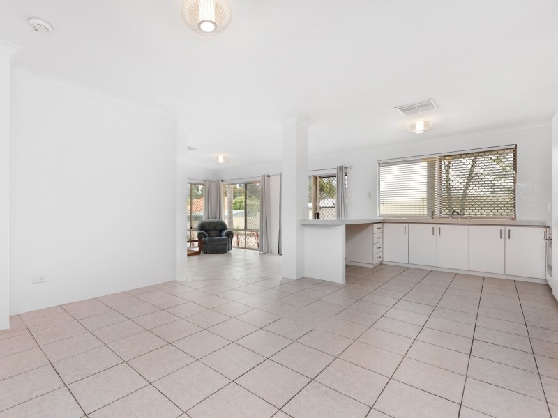 30 Treetop Circle, Canning Vale WA 6155