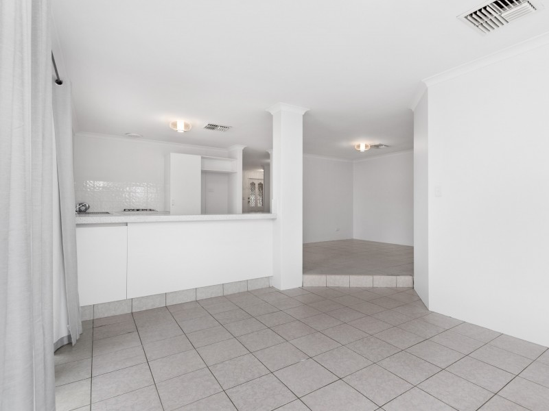 30 Treetop Circle, Canning Vale WA 6155