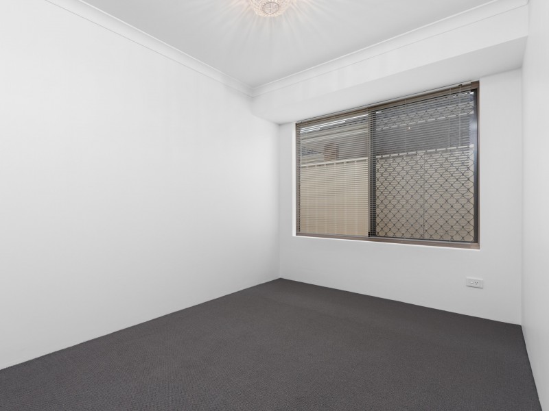 30 Treetop Circle, Canning Vale WA 6155