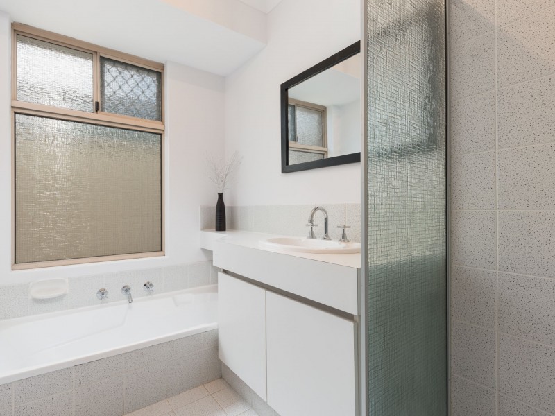 30 Treetop Circle, Canning Vale WA 6155