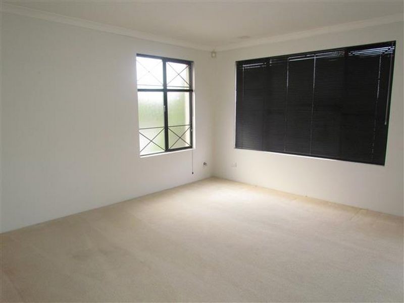 75 Ullapool Road, Mount Pleasant WA 6153