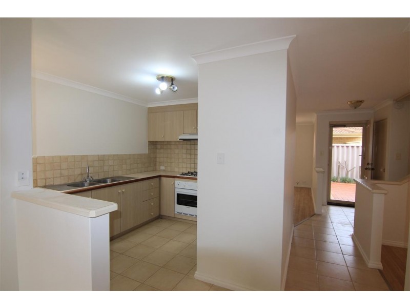 4/132 Waterloo Street, Tuart Hill WA 6060