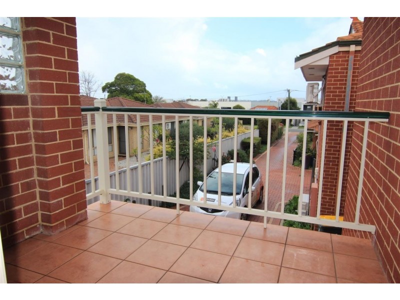 4/132 Waterloo Street, Tuart Hill WA 6060