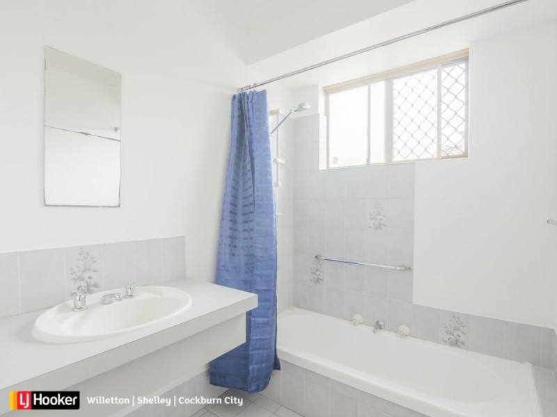 71 Collins Road, Willetton WA 6155