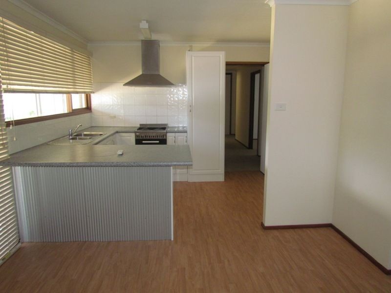 14 Helsall Court, Willetton WA 6155