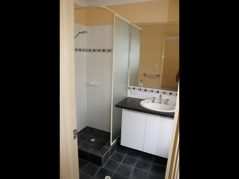 5 Georgia Way, Success WA 6164