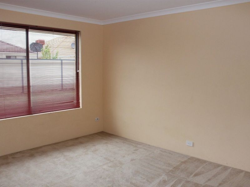 5 Georgia Way, Success WA 6164