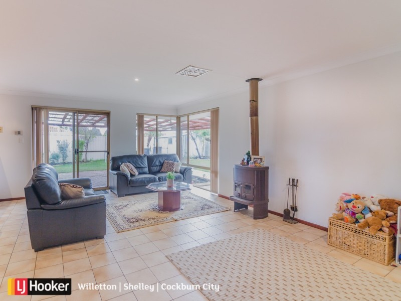 25 Hawford Way, Willetton WA 6155