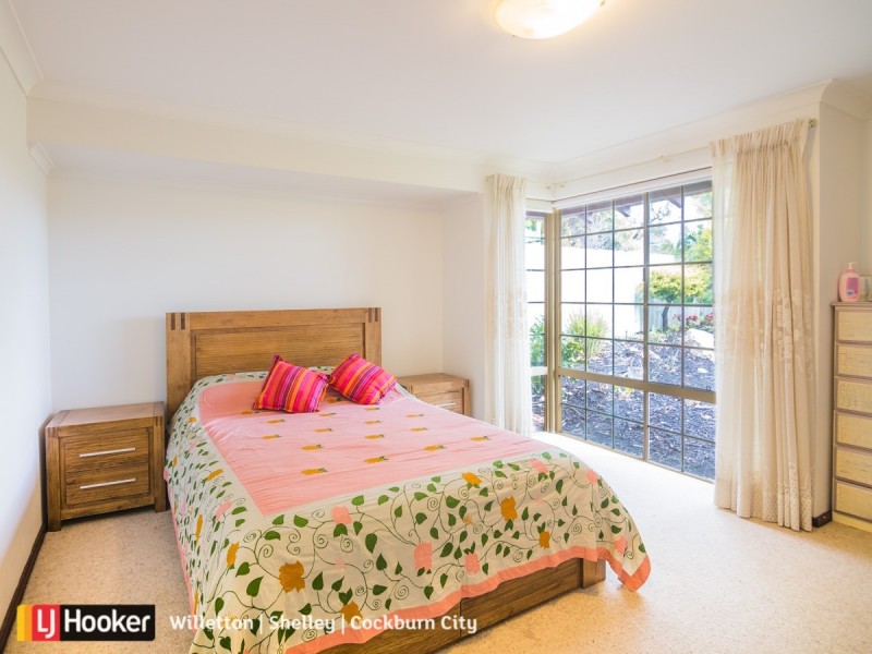 25 Hawford Way, Willetton WA 6155