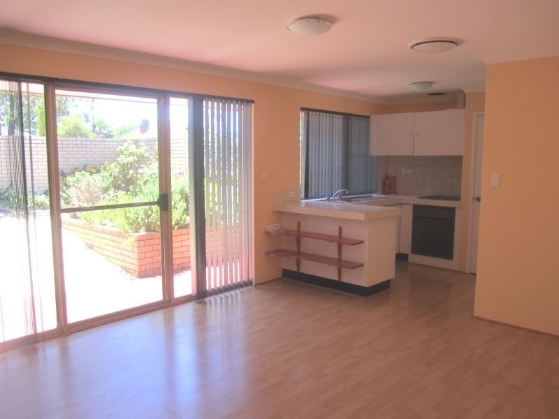 33a Mosaic Street East, Shelley WA 6148