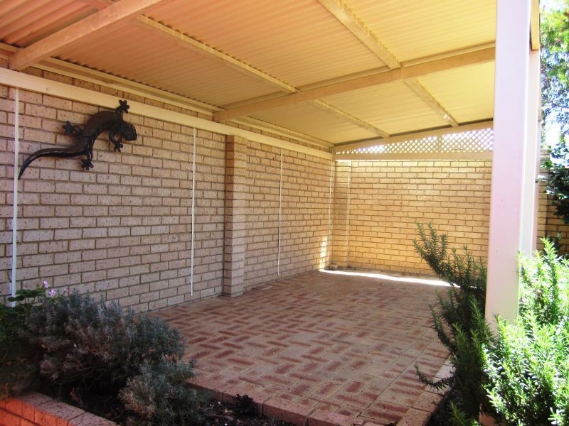 33a Mosaic Street East, Shelley WA 6148