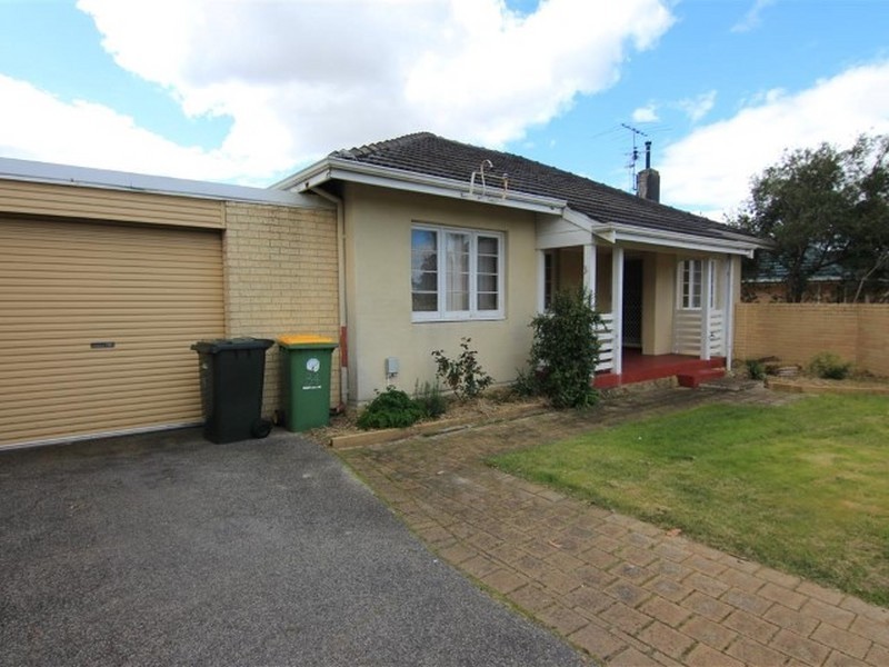 34 Pether Road, Manning WA 6152