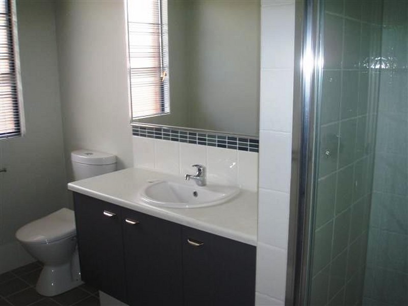 Unit 2/50 Claridge Circle, Thornlie WA 6108
