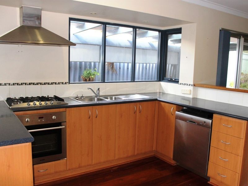 5 Rodondo Place, Shelley WA 6148