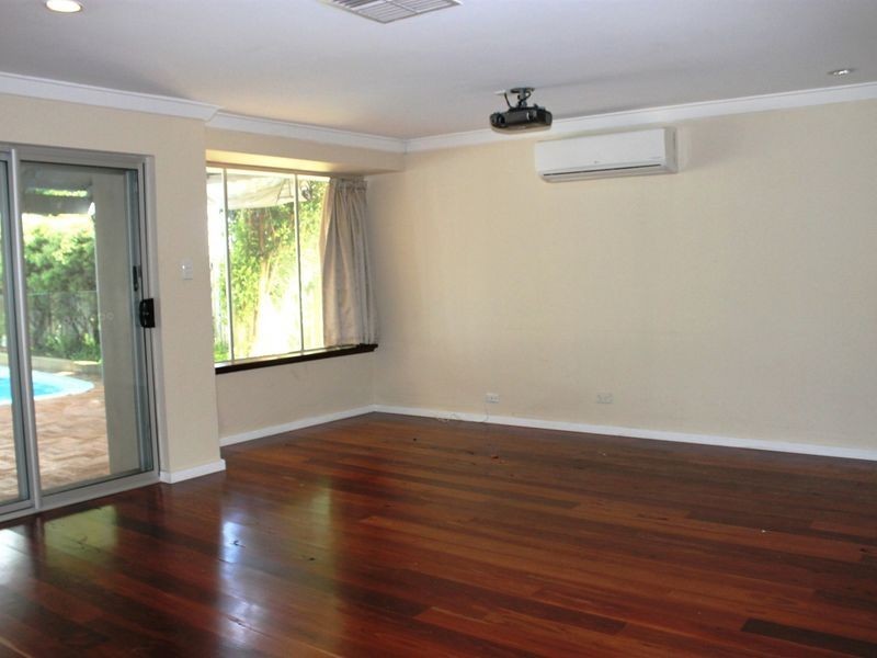 5 Rodondo Place, Shelley WA 6148