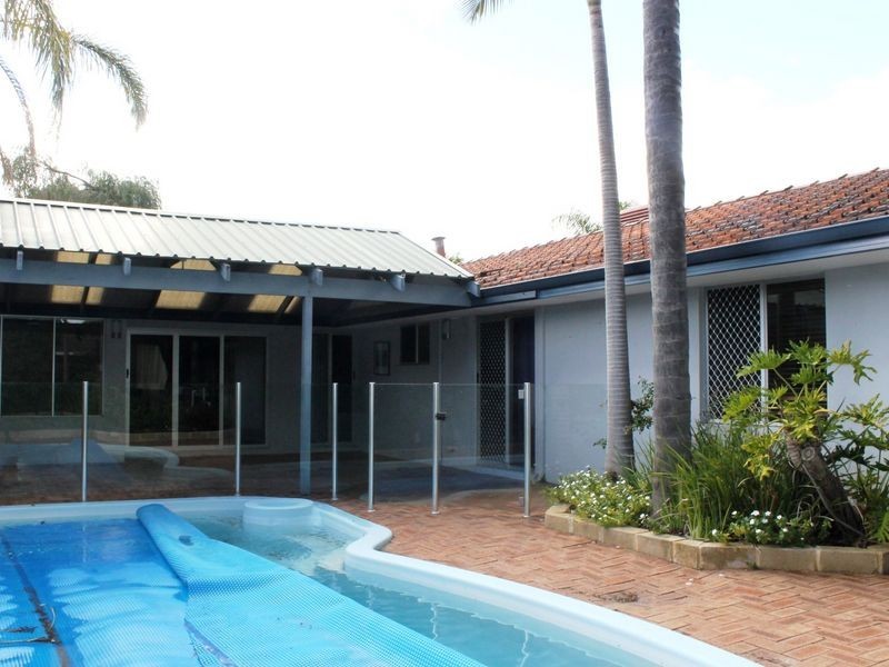 5 Rodondo Place, Shelley WA 6148