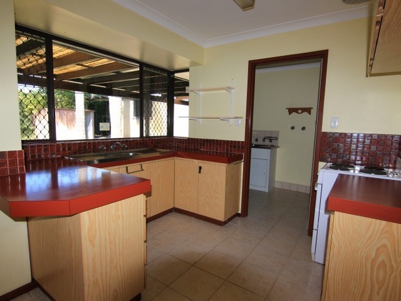 112 Vellgrove Ave, Parkwood WA 6147