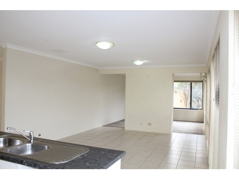 4 Golden Grove, Coodanup WA 6210
