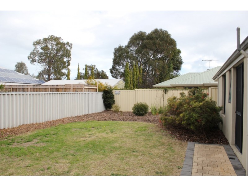 4 Golden Grove, Coodanup WA 6210