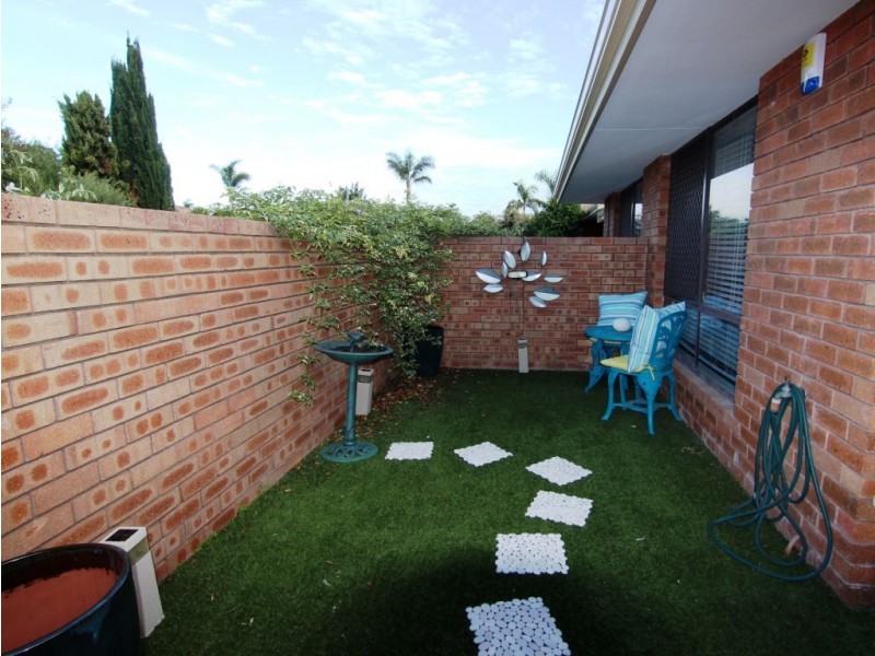 7/23 Golf Road, Parkwood WA 6147