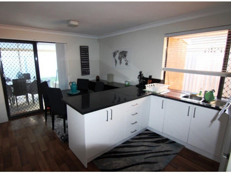 7/23 Golf Road, Parkwood WA 6147