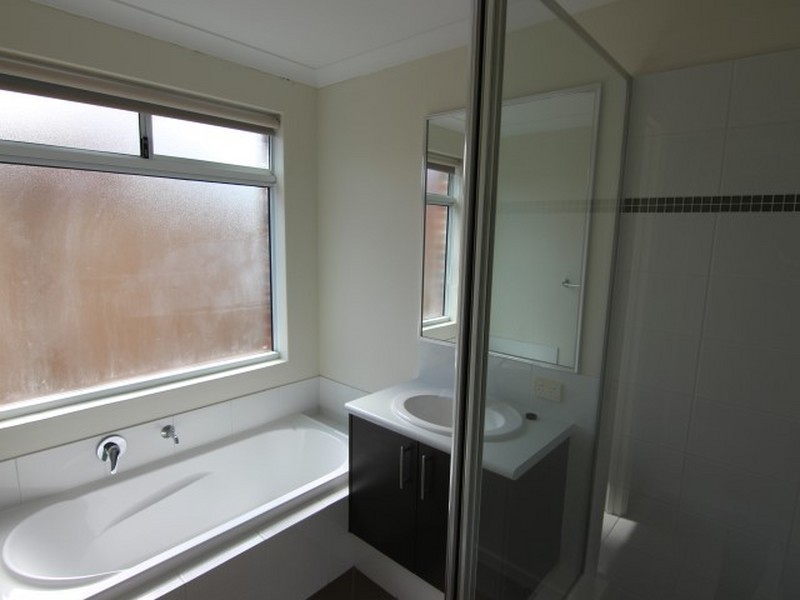 Unit 12/54 Sixth Road, Armadale WA 6112