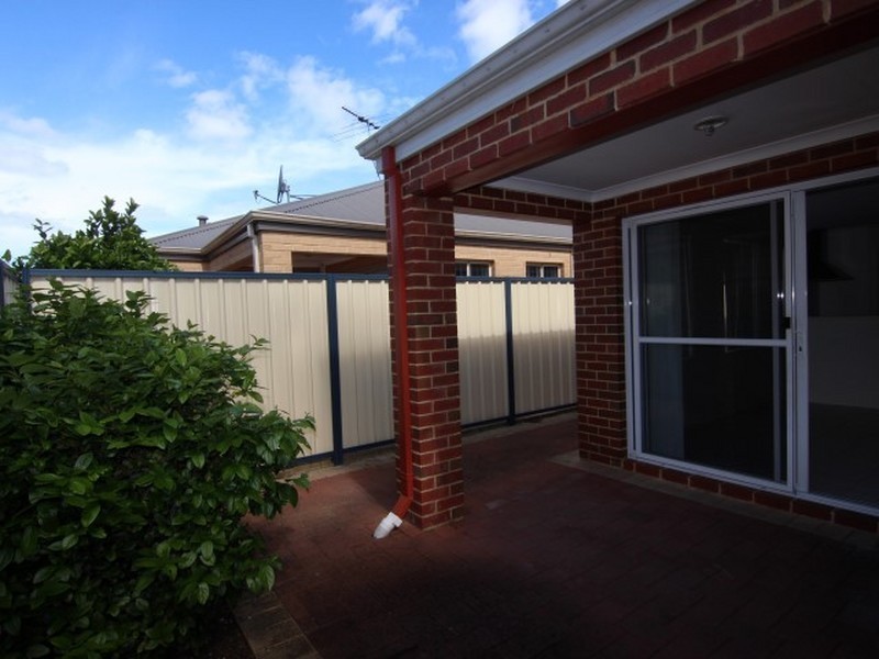 Unit 12/54 Sixth Road, Armadale WA 6112