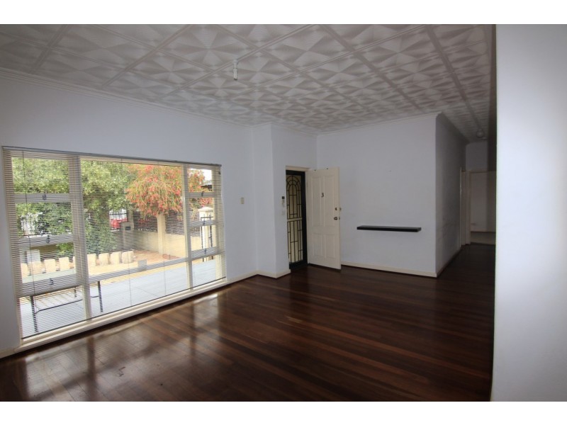 3/99 Armstrong Road, Wilson WA 6107