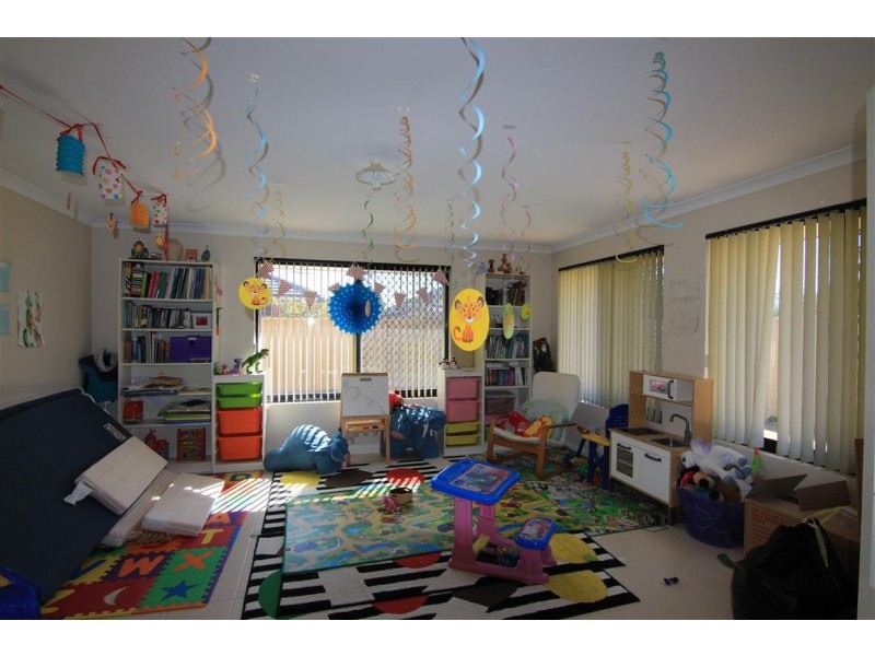 26 Hambly Crescent, Canning Vale WA 6155