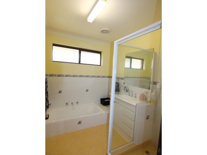 3 Arreton Close, Willetton WA 6155