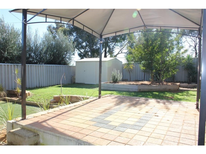22e Erpingham Road, Hamilton Hill WA 6163