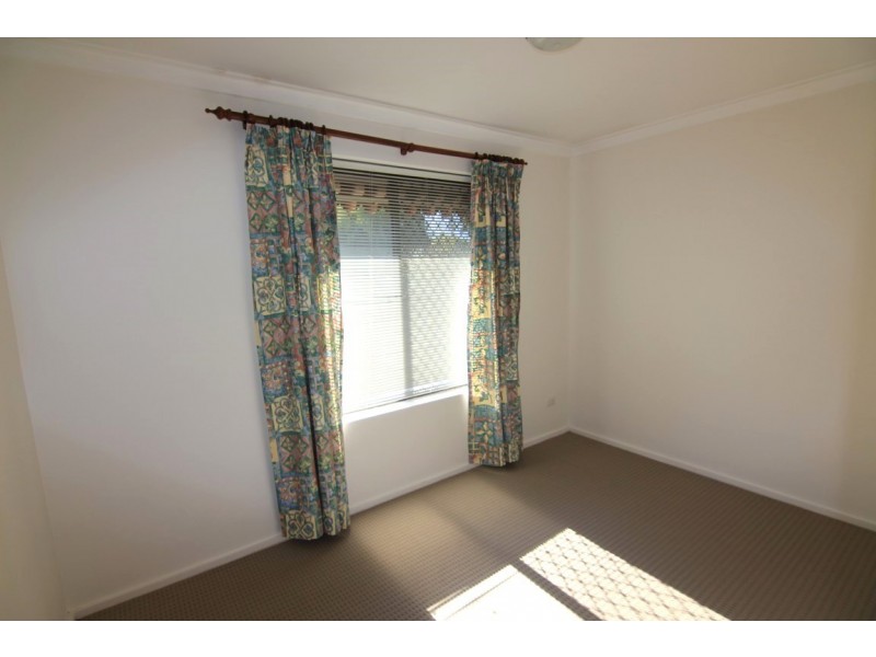 44 Dealy Close, Cannington WA 6107