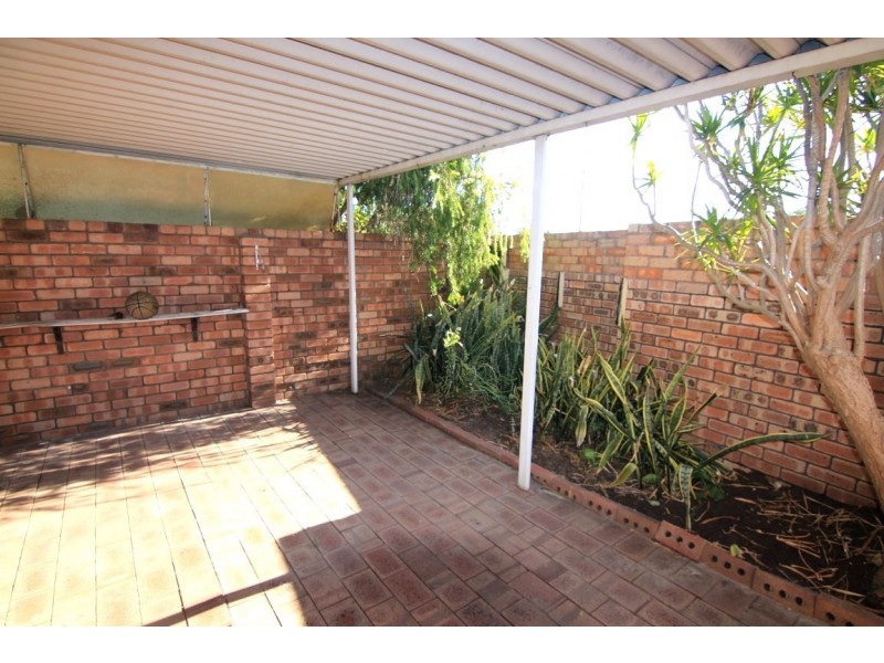 44 Dealy Close, Cannington WA 6107