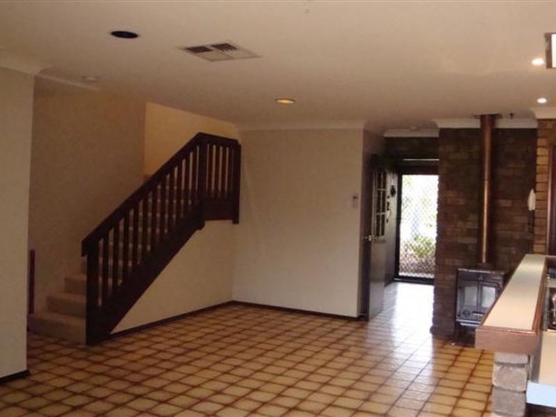 6 Back Close, Bull Creek WA 6149