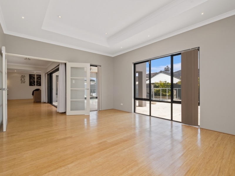 11 Kaliman Bend, Harrisdale WA 6112