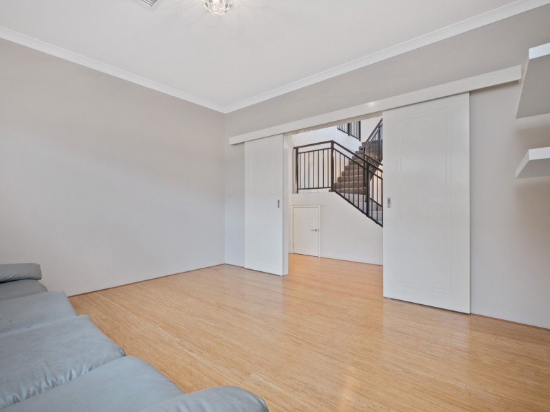 11 Kaliman Bend, Harrisdale WA 6112